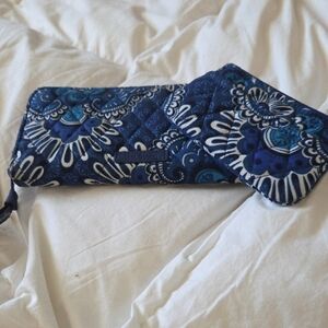 Vera Bradley Blue and White Wallet And Key & Card Holder Set